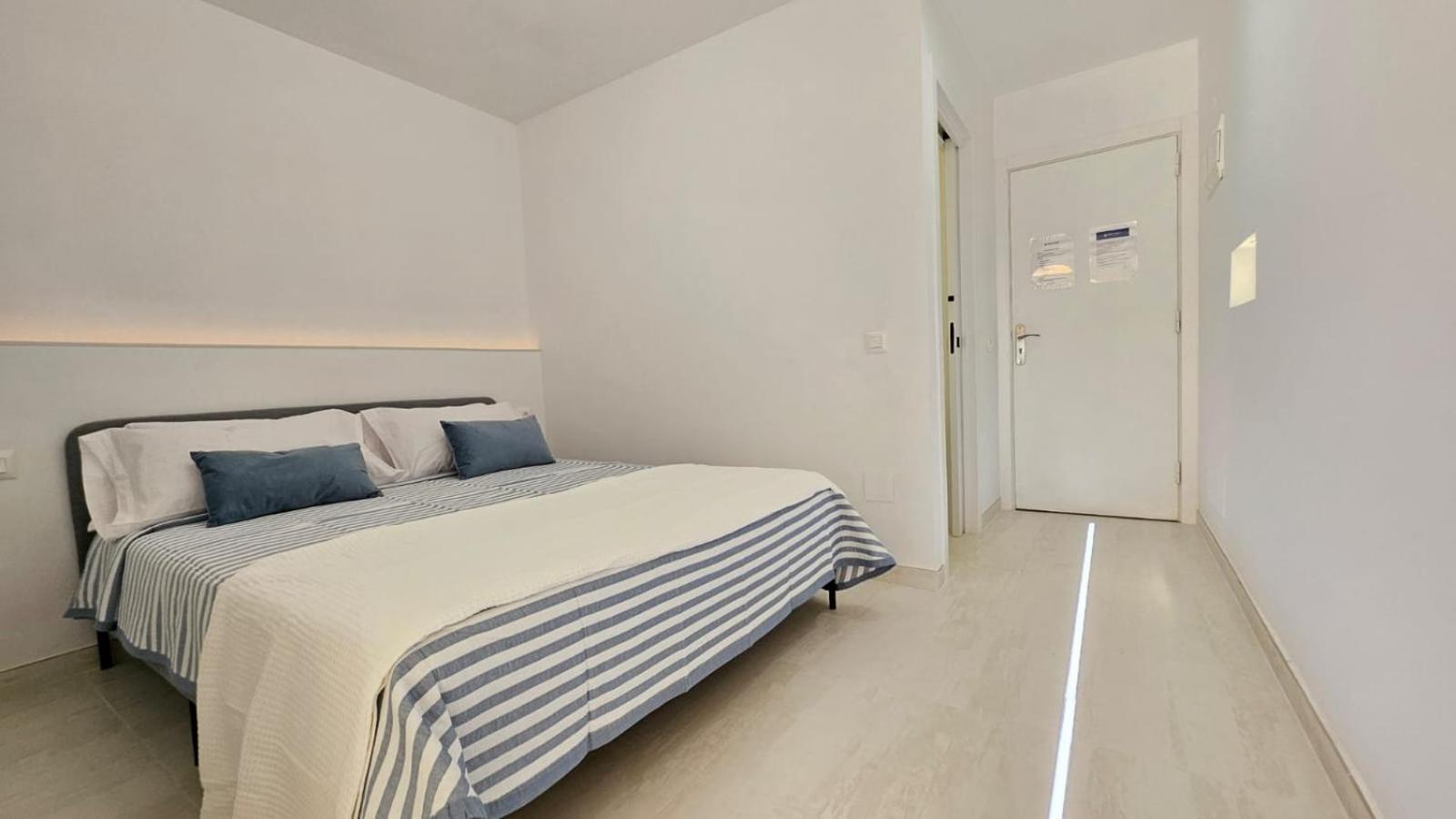 Tenerife Holidays Deluxe, Royal Garden, Las Americas Playa de las Americas  Exterior photo